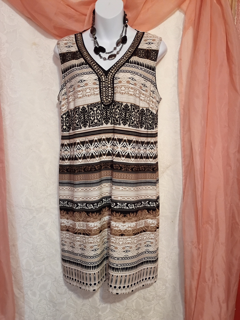 Sandra Darren Ladies Sleeveless V-Neck Midi Dress in Beige, Black & Brown Sz 12P